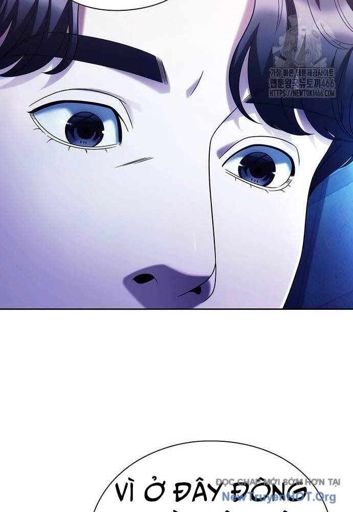 Nhân Viên Văn Phòng Nhìn Thấy Vận Mệnh