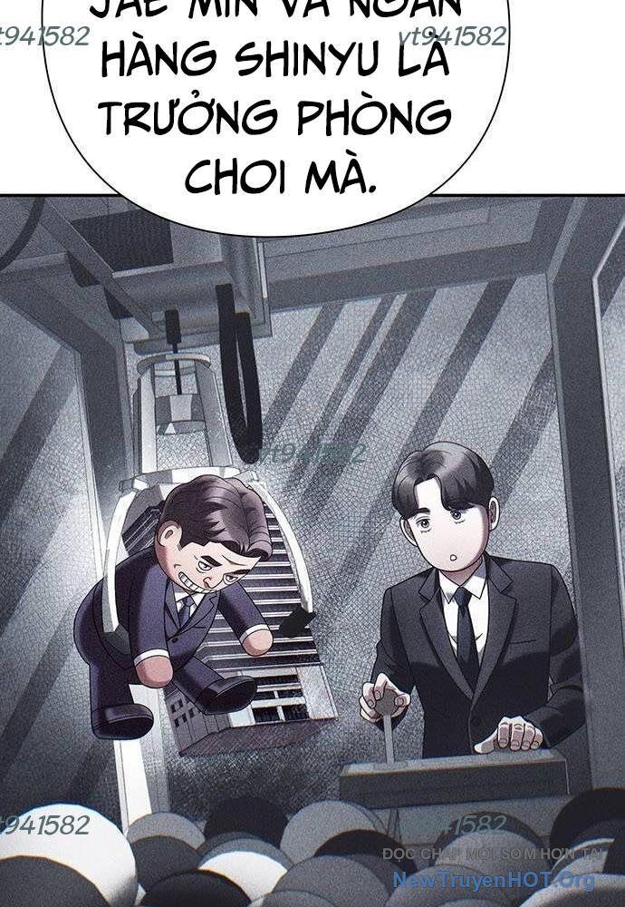 Nhân Viên Văn Phòng Nhìn Thấy Vận Mệnh