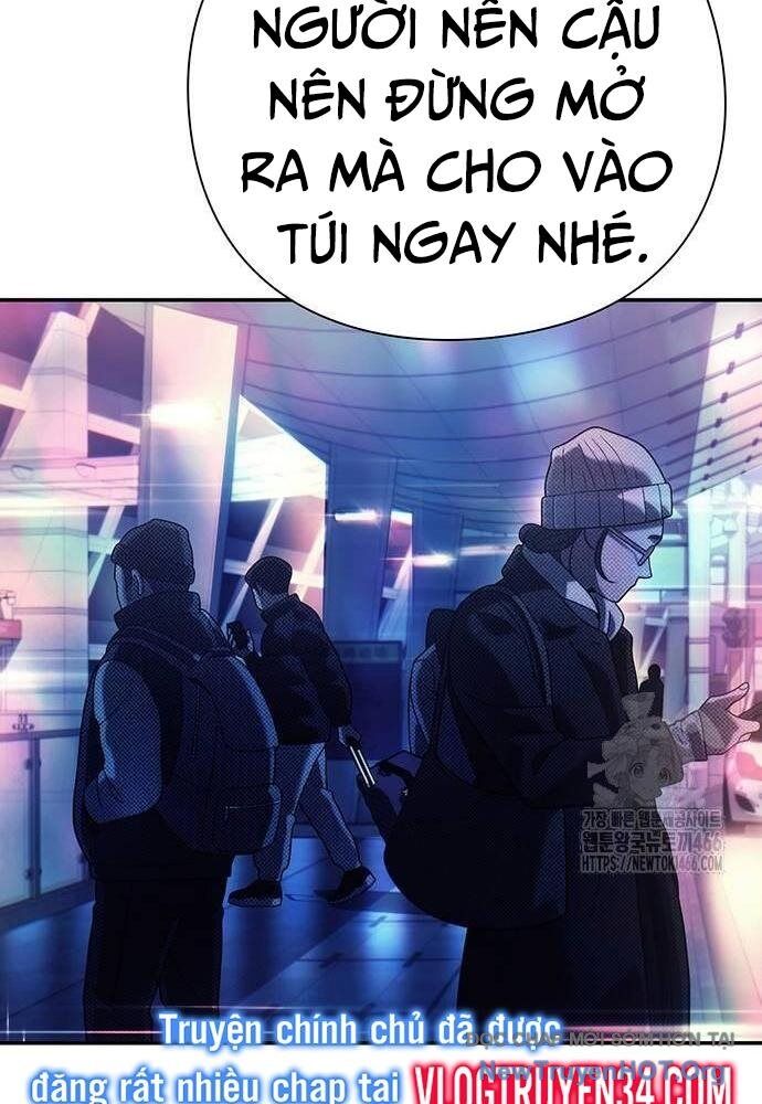 Nhân Viên Văn Phòng Nhìn Thấy Vận Mệnh