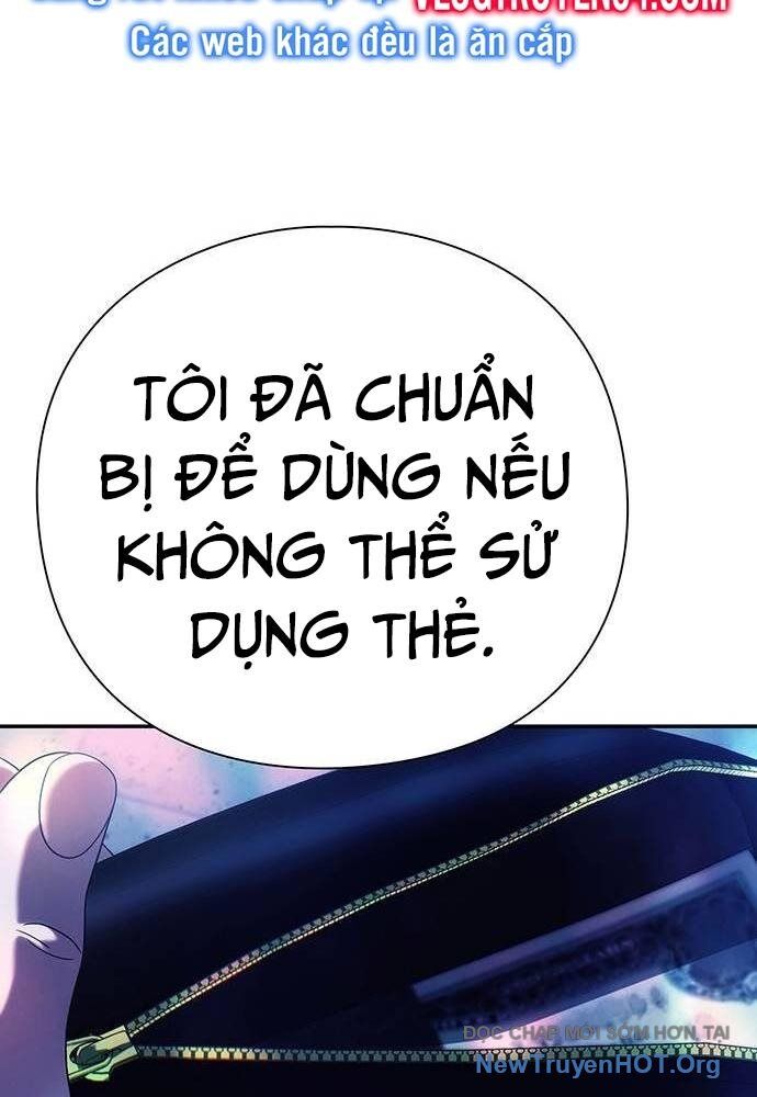 Nhân Viên Văn Phòng Nhìn Thấy Vận Mệnh