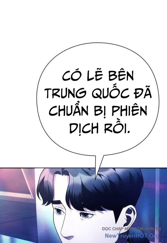 Nhân Viên Văn Phòng Nhìn Thấy Vận Mệnh