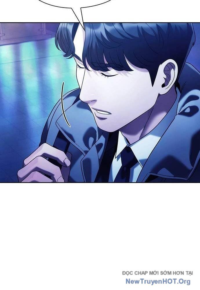 Nhân Viên Văn Phòng Nhìn Thấy Vận Mệnh