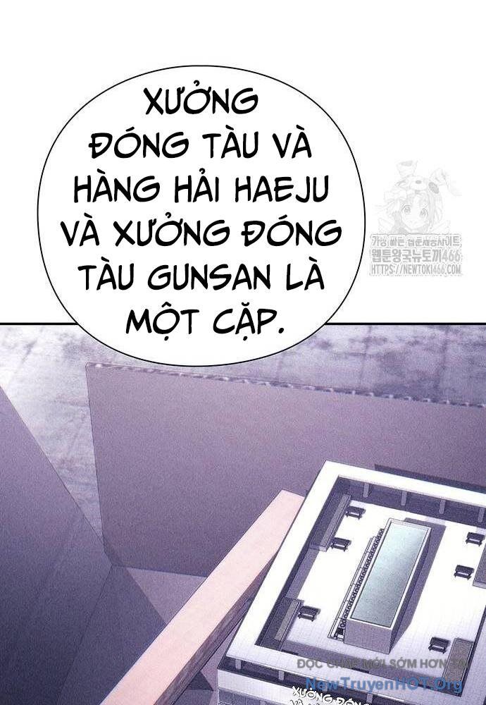 Nhân Viên Văn Phòng Nhìn Thấy Vận Mệnh