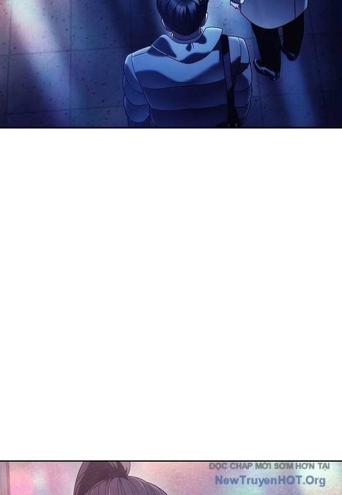 Nhân Viên Văn Phòng Nhìn Thấy Vận Mệnh