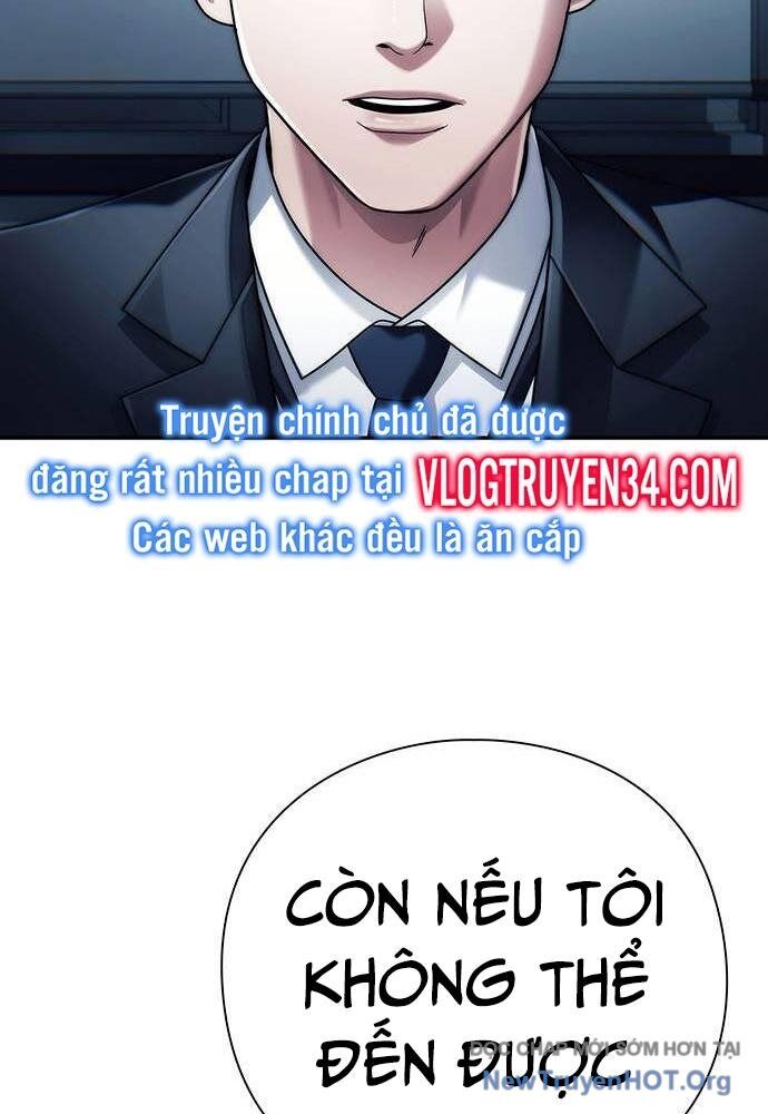 Nhân Viên Văn Phòng Nhìn Thấy Vận Mệnh