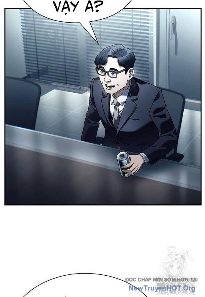 Nhân Viên Văn Phòng Nhìn Thấy Vận Mệnh