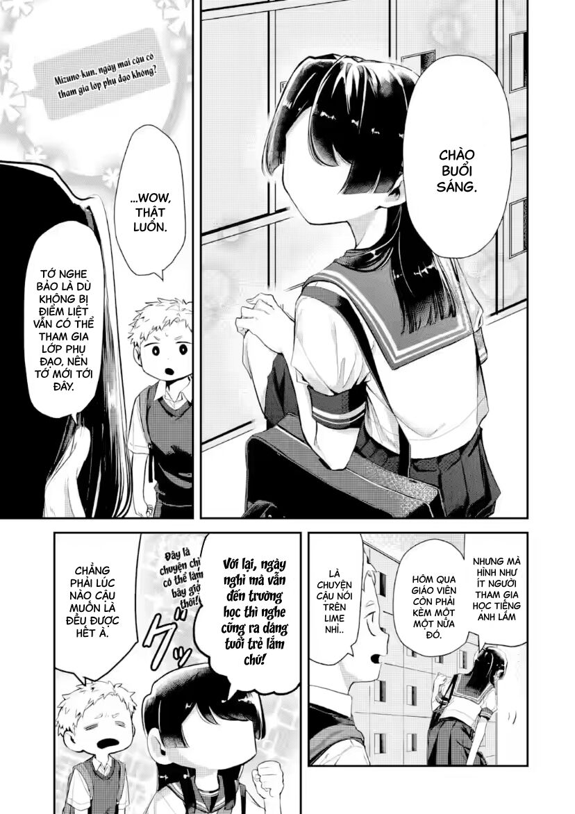 Cô Bạn Wakao-San Bàn Bên Có Vẻ Nhìn Thấy Gương Mặt Của Tôi Nhưng Tôi Thì Không - Chương 18 - Trang 4