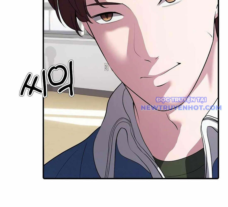 Đi Lên Từ Đáy Xã Hội