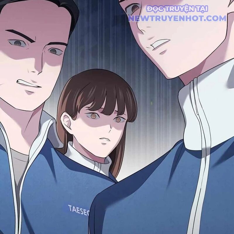Đi Lên Từ Đáy Xã Hội