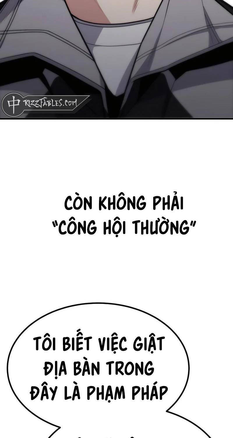 Anh Hùng Bị Trục Xuất