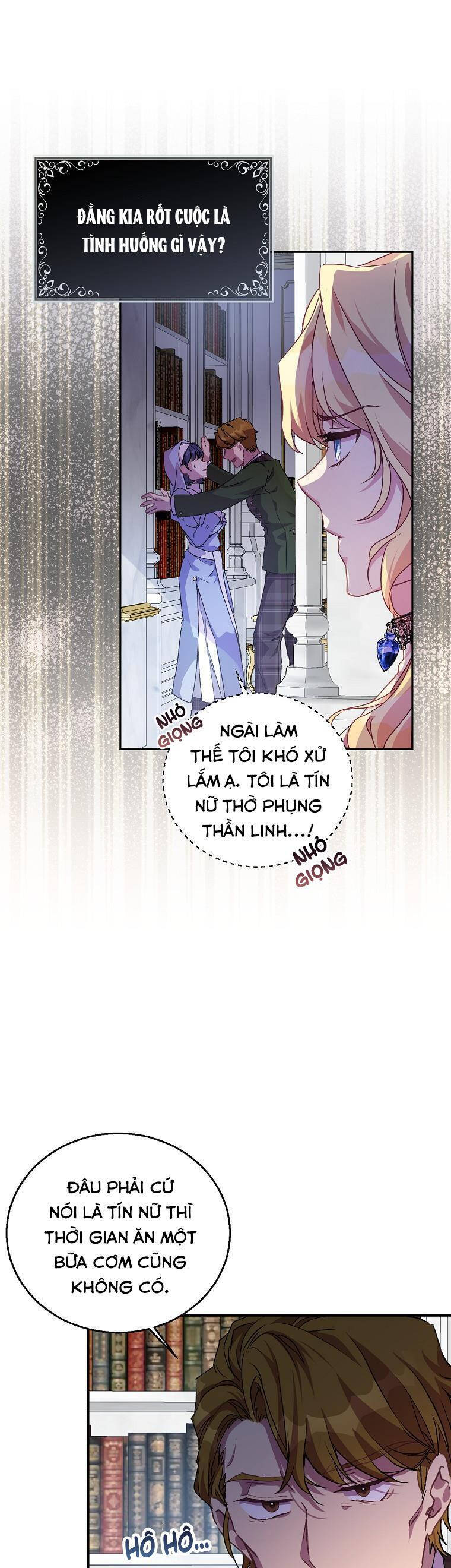 Tôi là thánh nữ giả mạo nhưng các thần lại ám ảnh tôi
