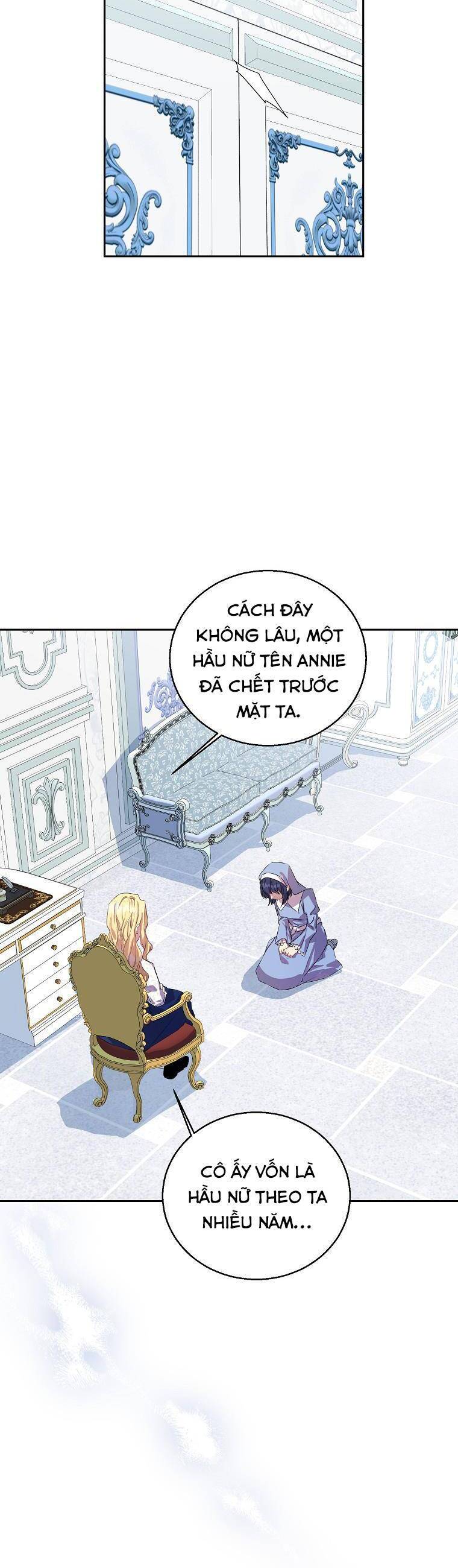 Tôi là thánh nữ giả mạo nhưng các thần lại ám ảnh tôi