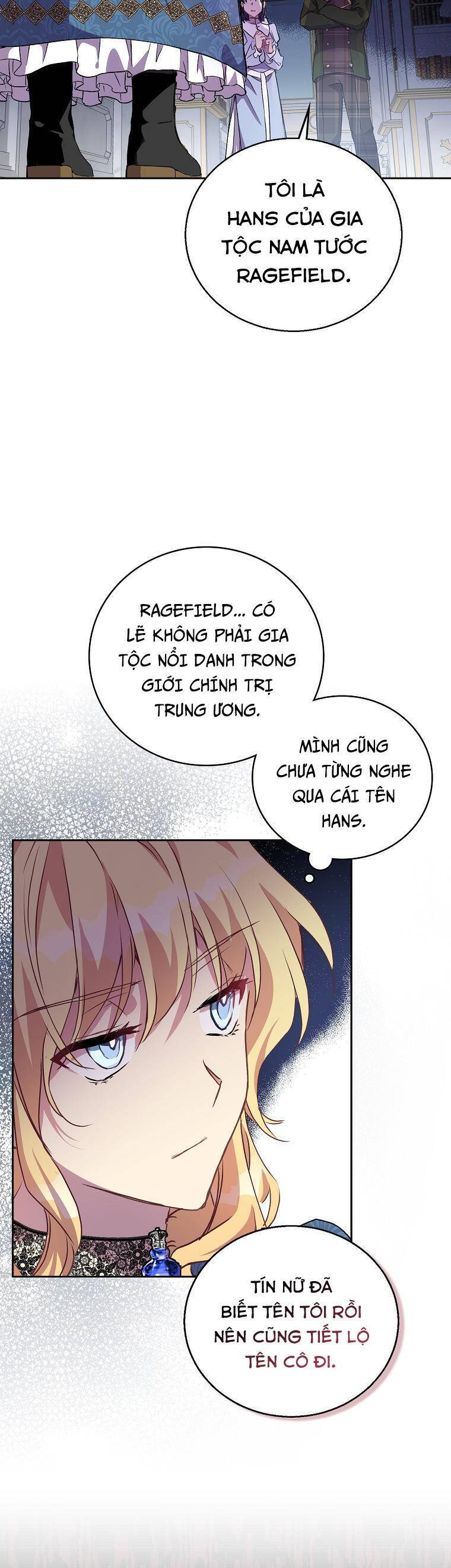Tôi là thánh nữ giả mạo nhưng các thần lại ám ảnh tôi